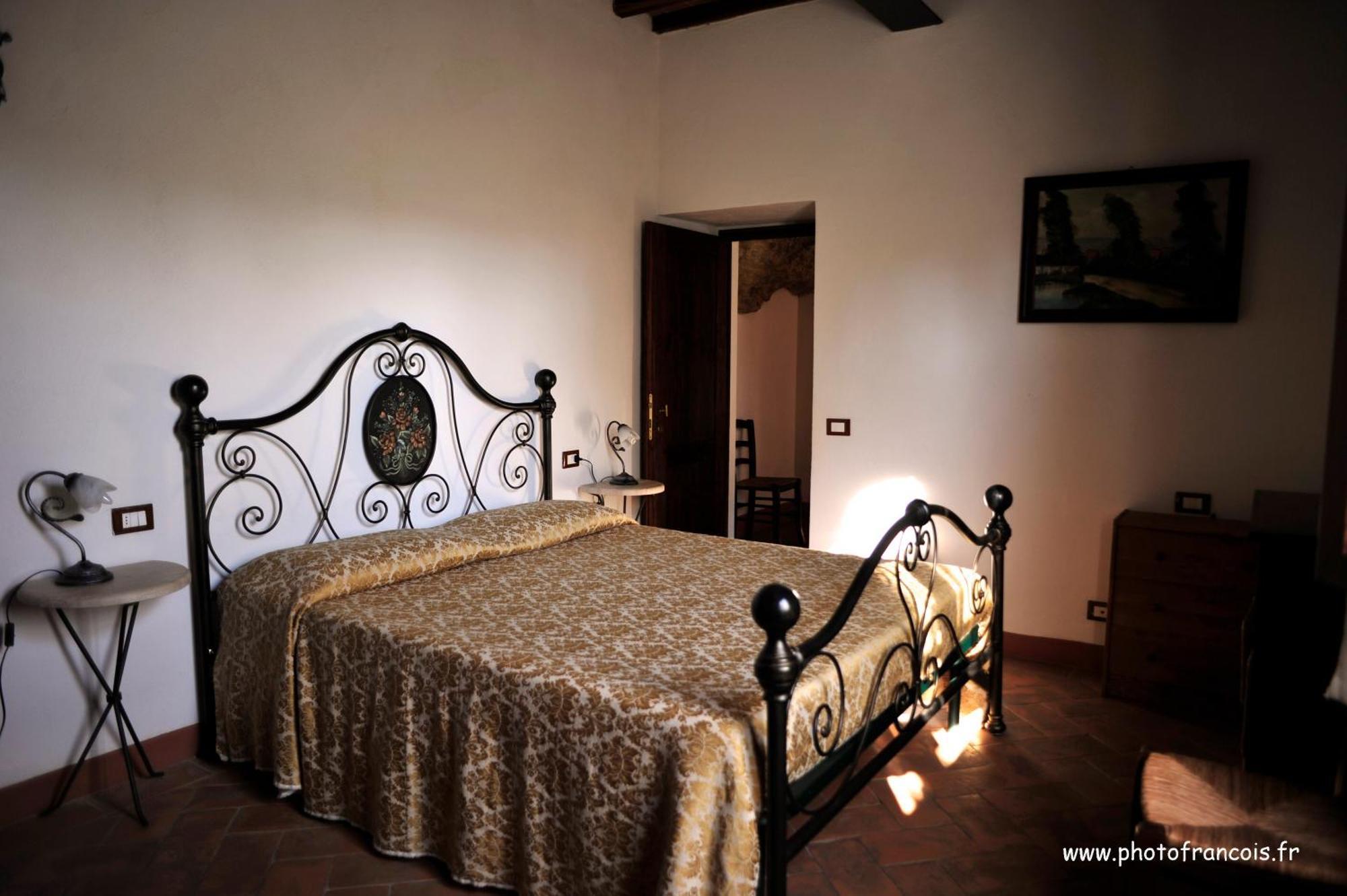Agriturismo Il Sasso Montepulciano Stazione المظهر الخارجي الصورة